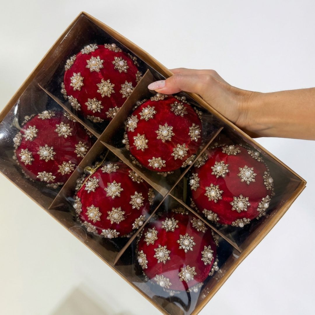 Red Pearl & Rhinestone Embellished Velvet Box Set
