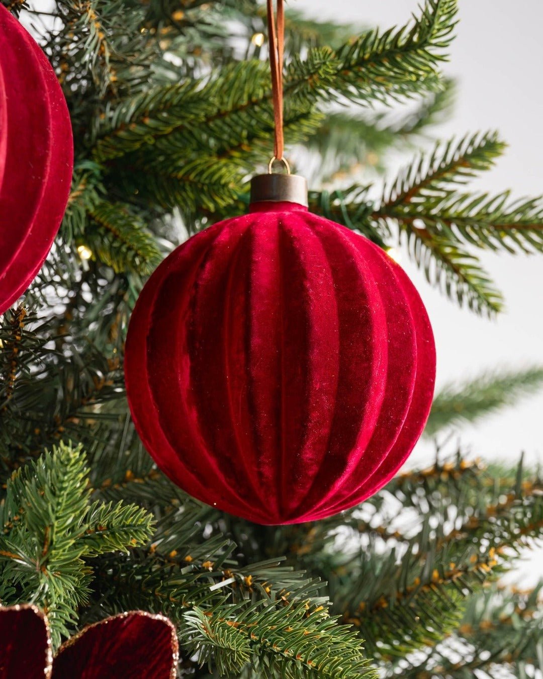 The Burgundy Ornament Set
